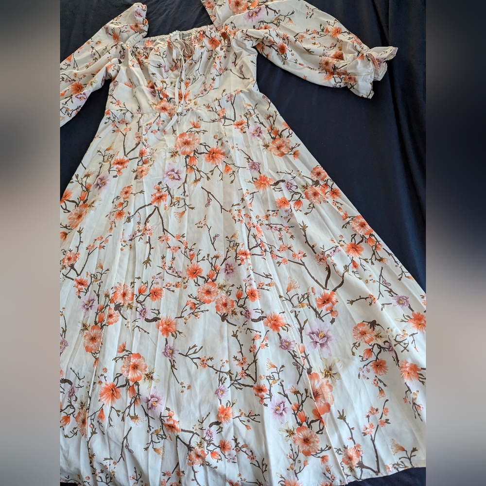 Loness Long Sleeve Dress
